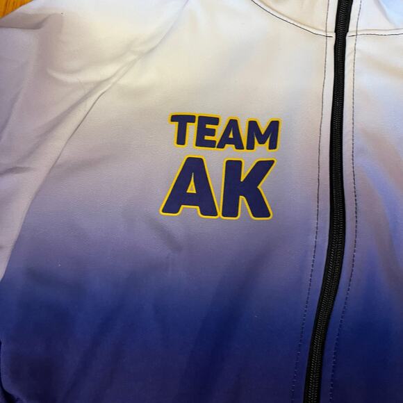 Podium Wear Jacket Womens Medium Alaskan Team Purple White Performance Running - Picture 2 of 9